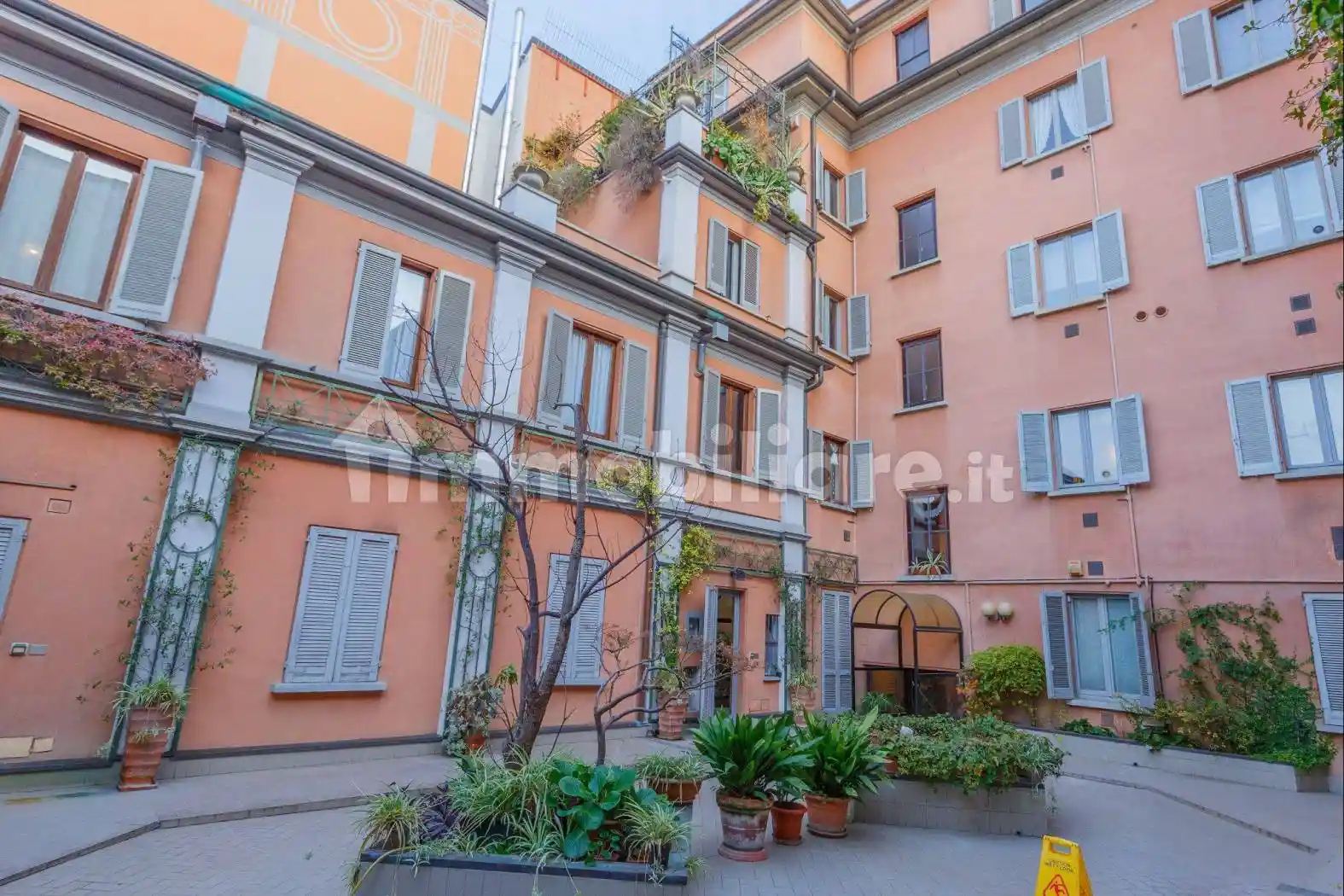 Appartamento in vendita a Milano