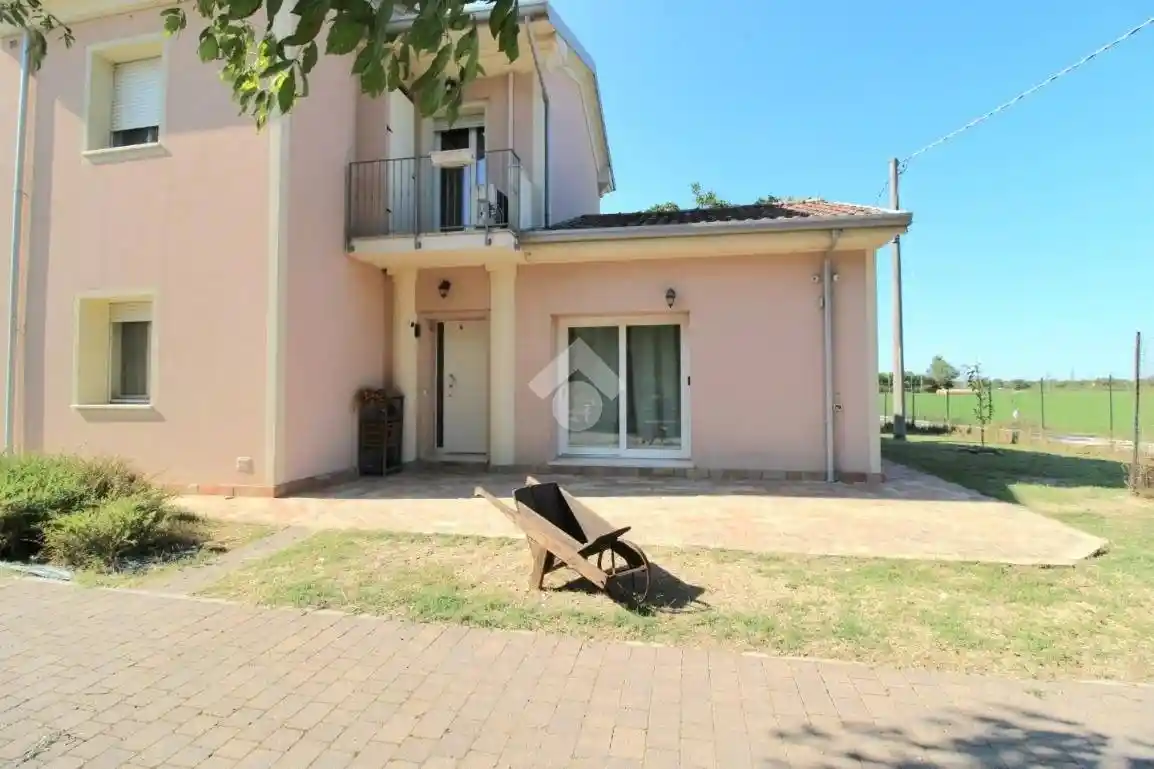 Casa indipendente in vendita a Cesena