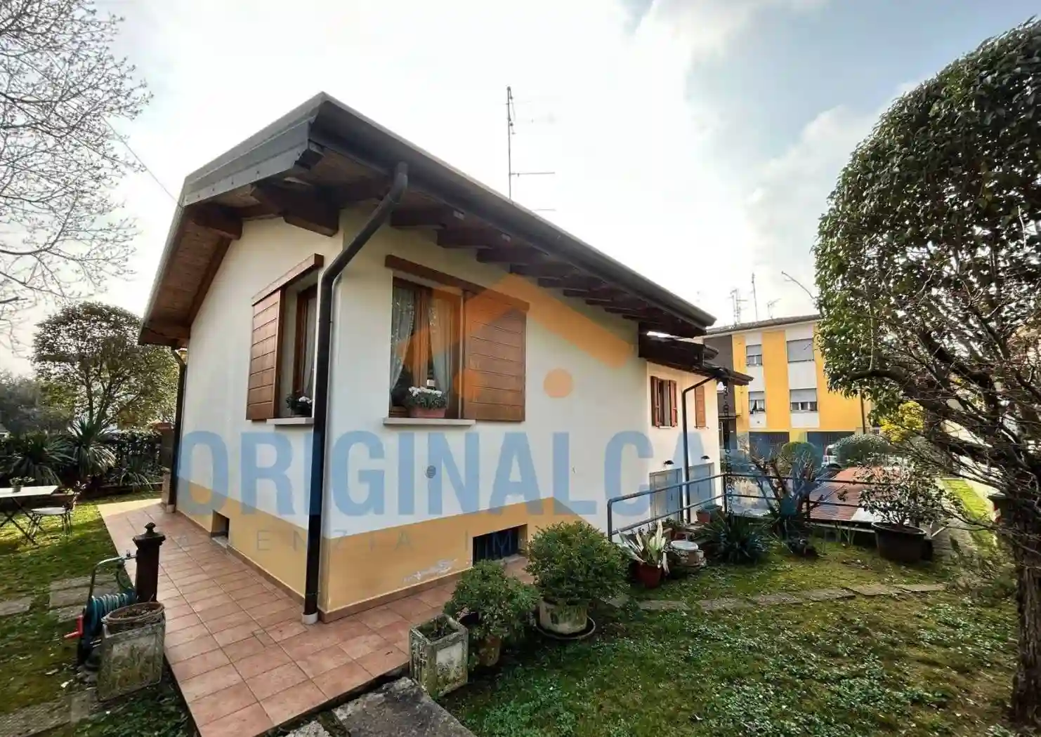 Villa - foto 2