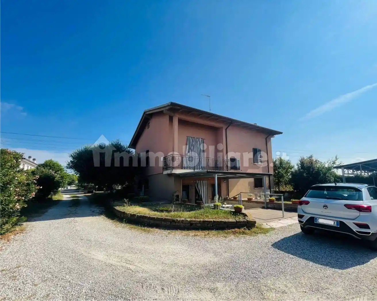 Villa in vendita a Castiglione delle Stiviere