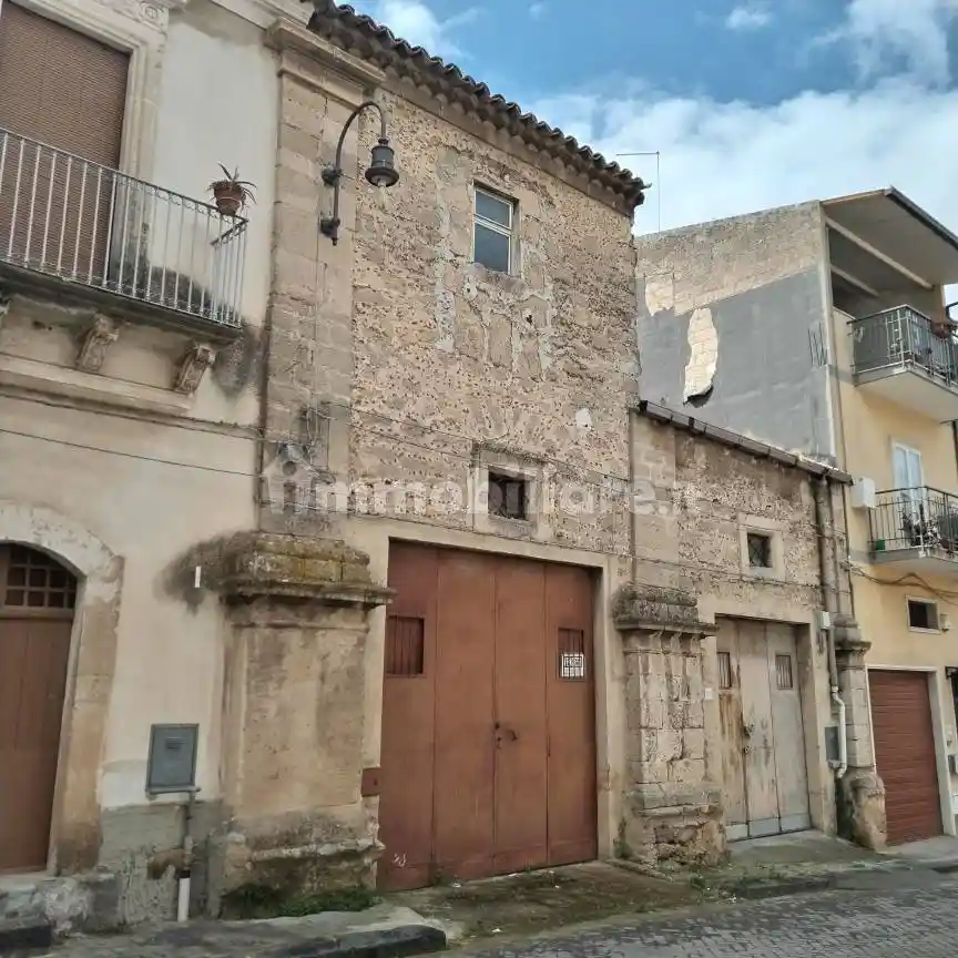 Casa indipendente in vendita a Grammichele