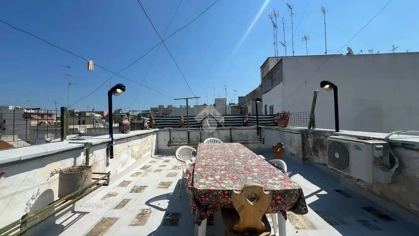 Casa indipendente in vendita a Brindisi