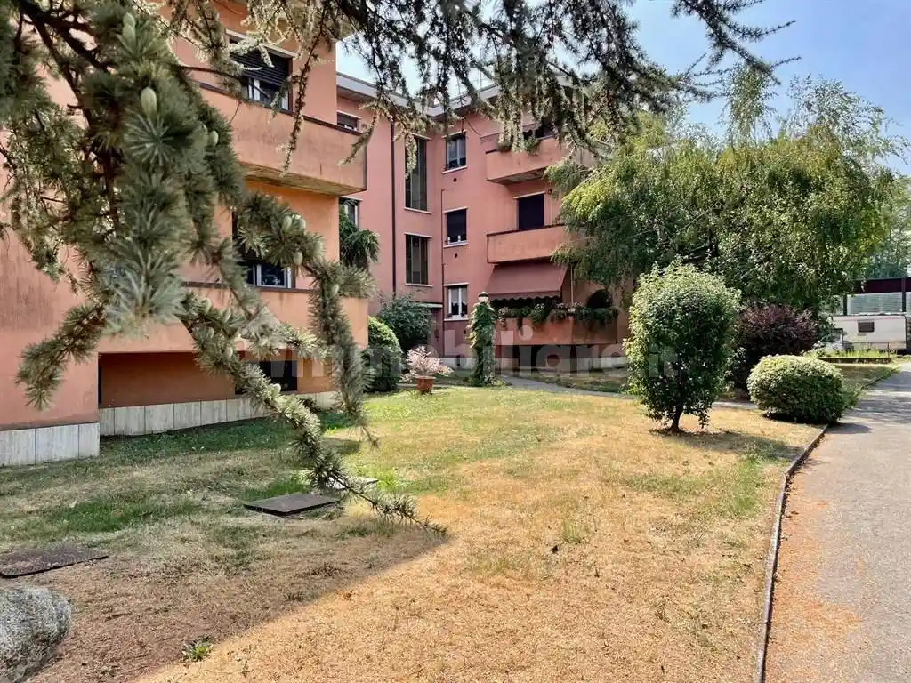 Appartamento in vendita a Castronno