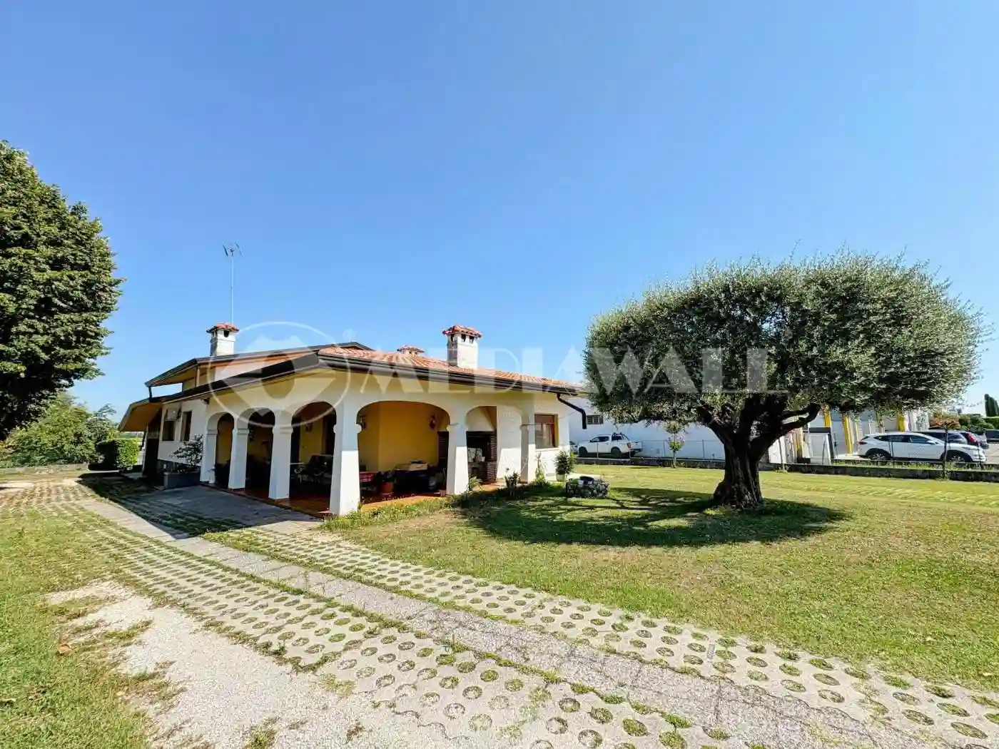 Villa - foto 3