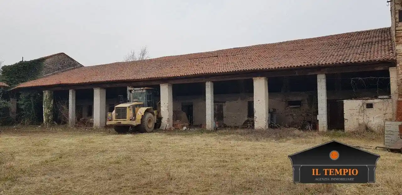 Villa in vendita a Montecchio Precalcino