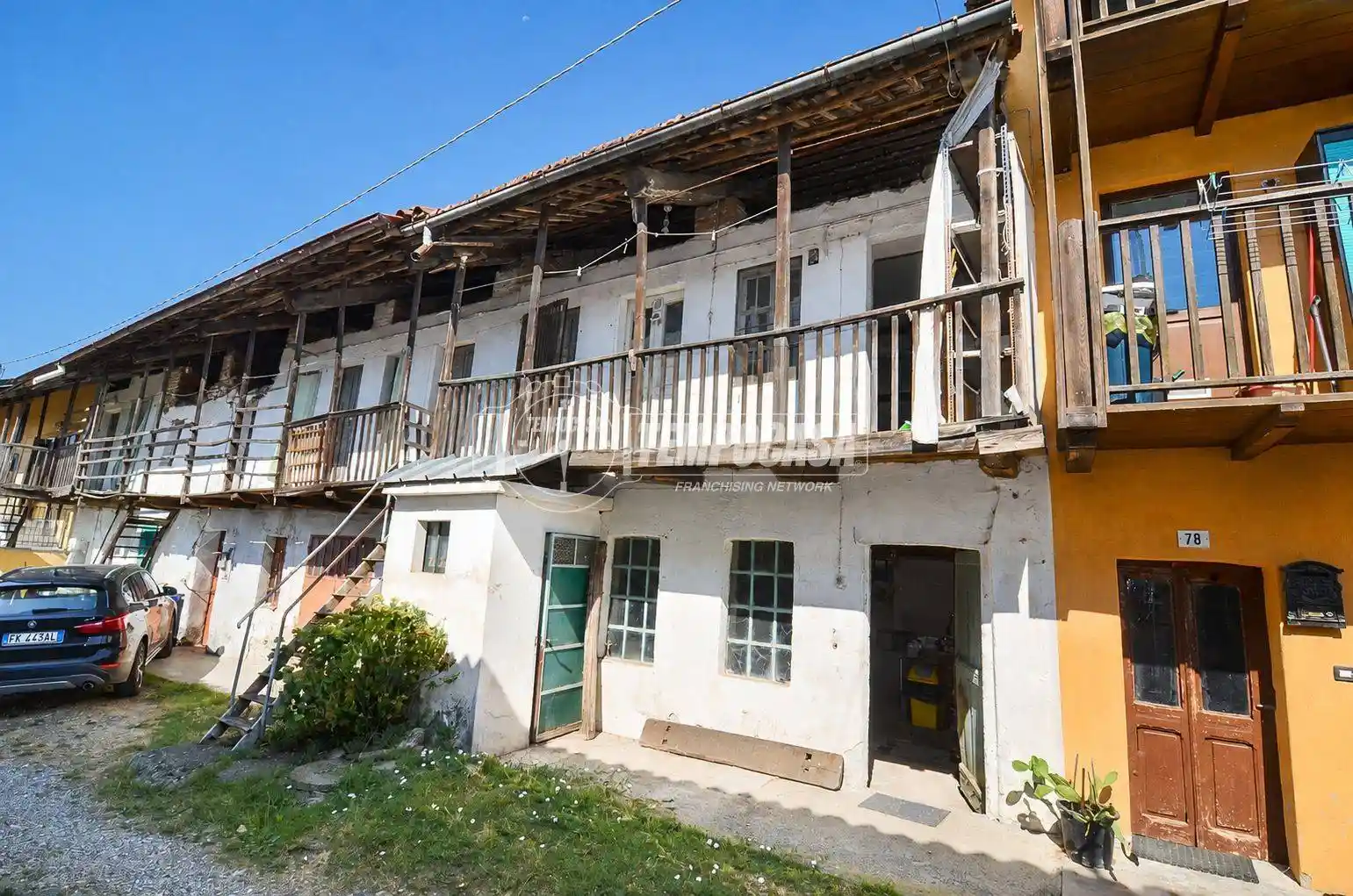 Casa indipendente in vendita a Rocca Canavese