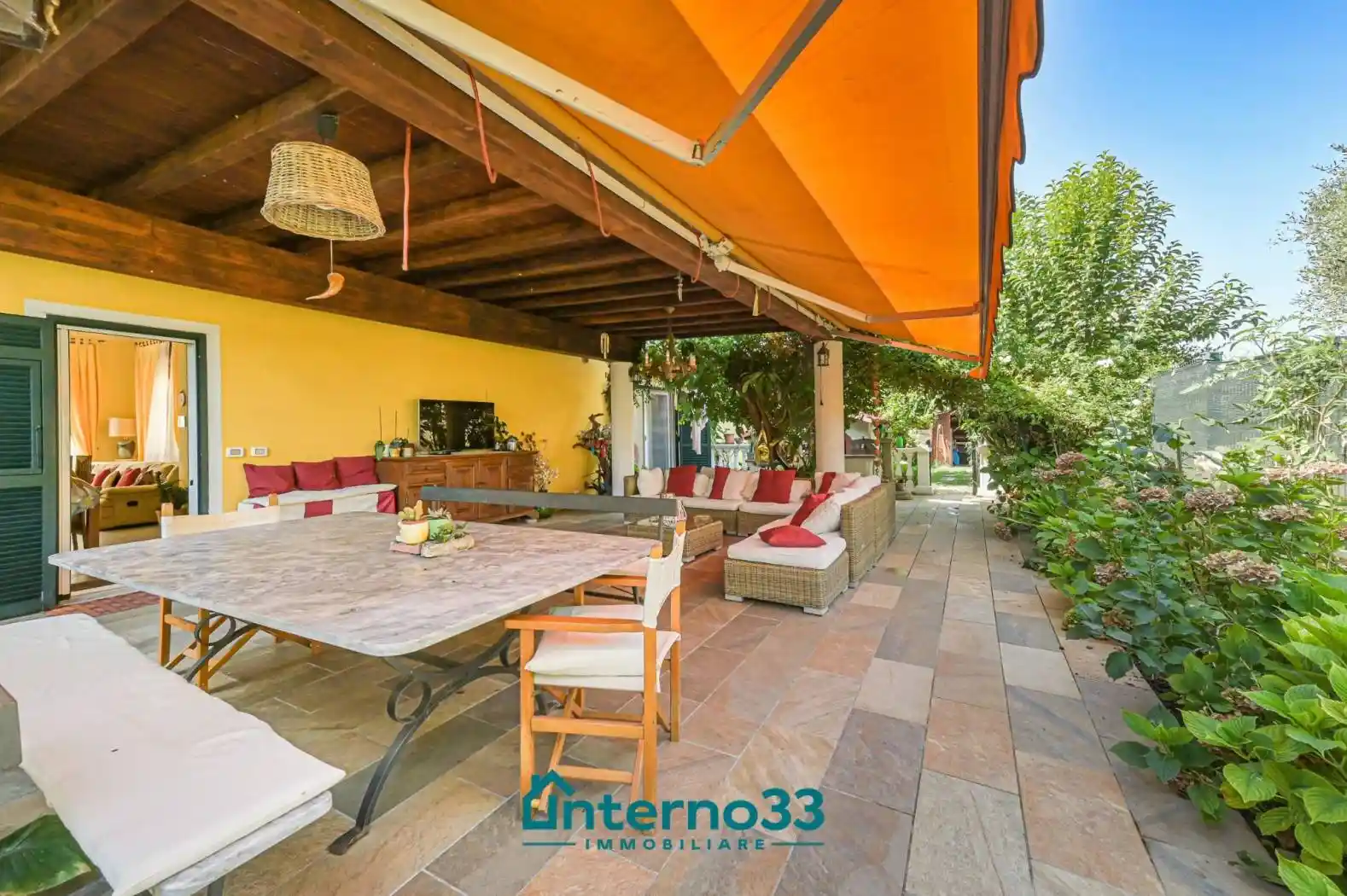 Casa indipendente in vendita a Sarzana
