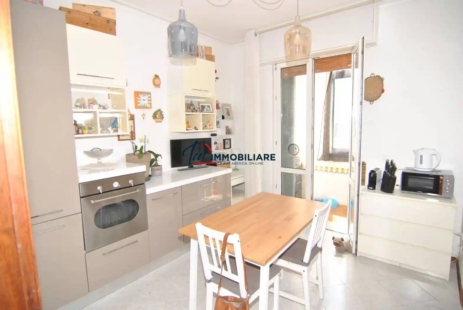 Appartamento in vendita a Livorno