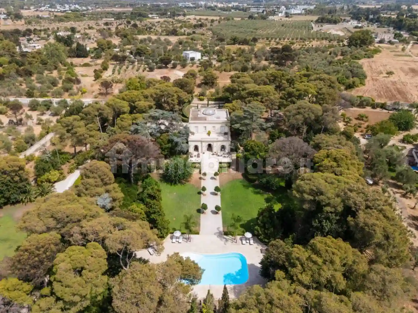 Villa - foto 2