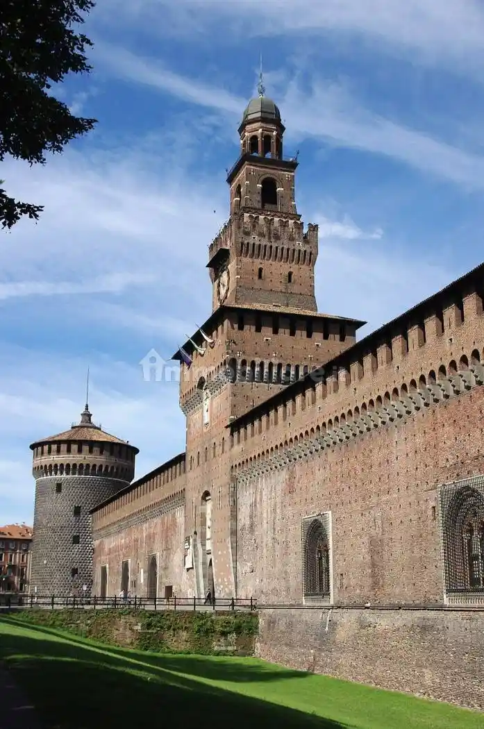 Palazzo - Edificio in vendita a Milano