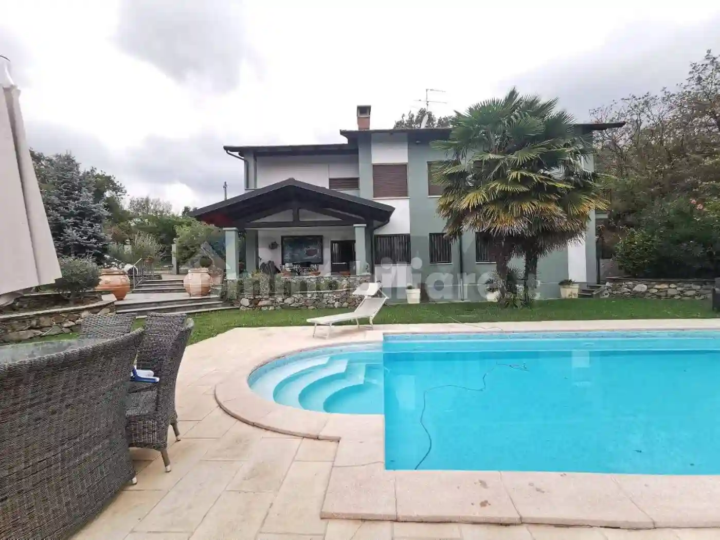 Villa - foto 2