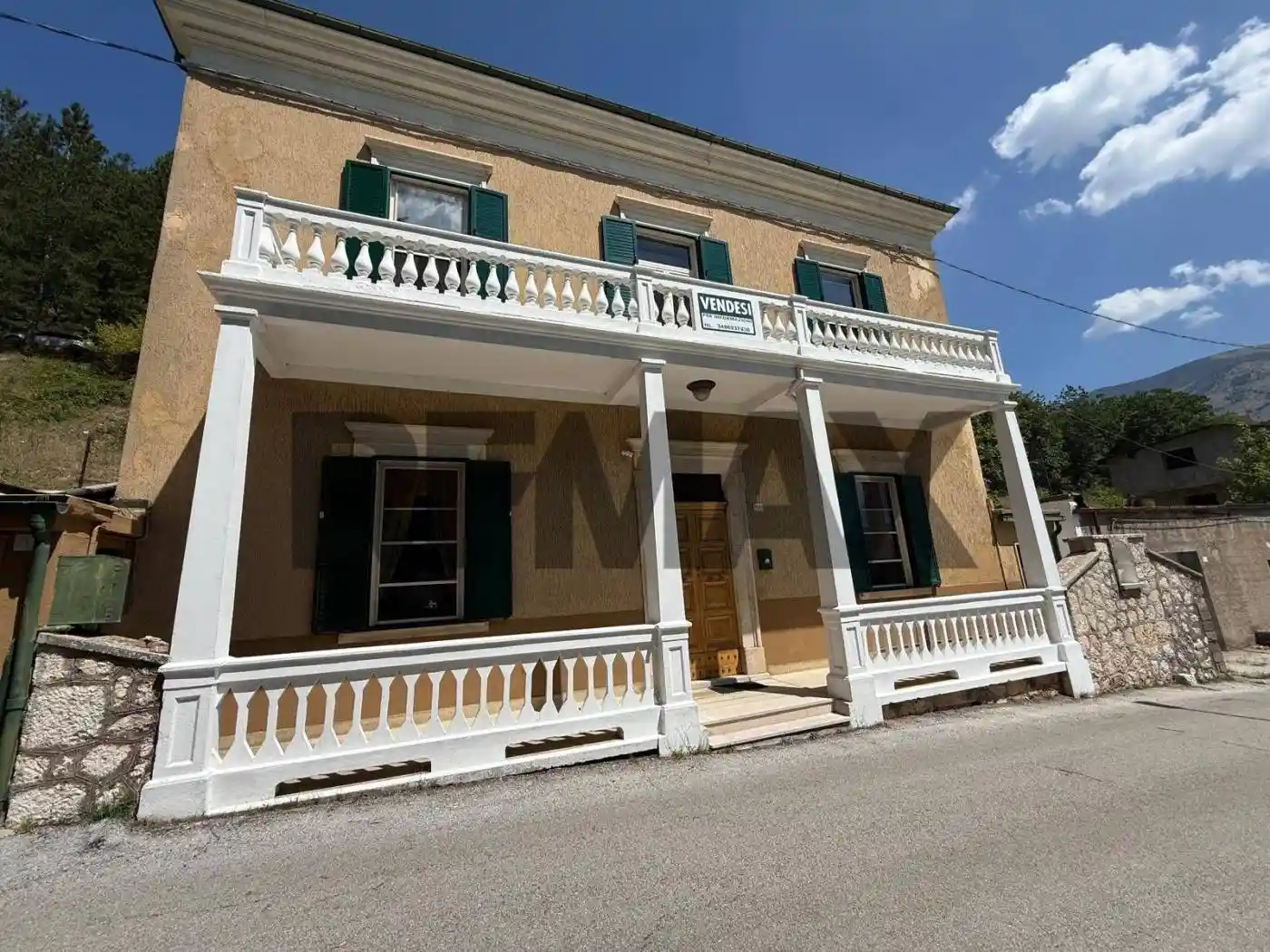 Villa in vendita a Villalago