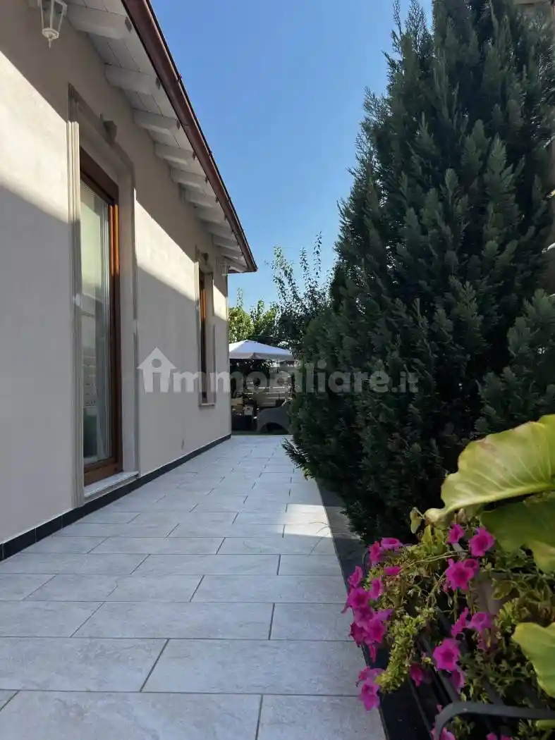 Casa indipendente in vendita a Camaiore