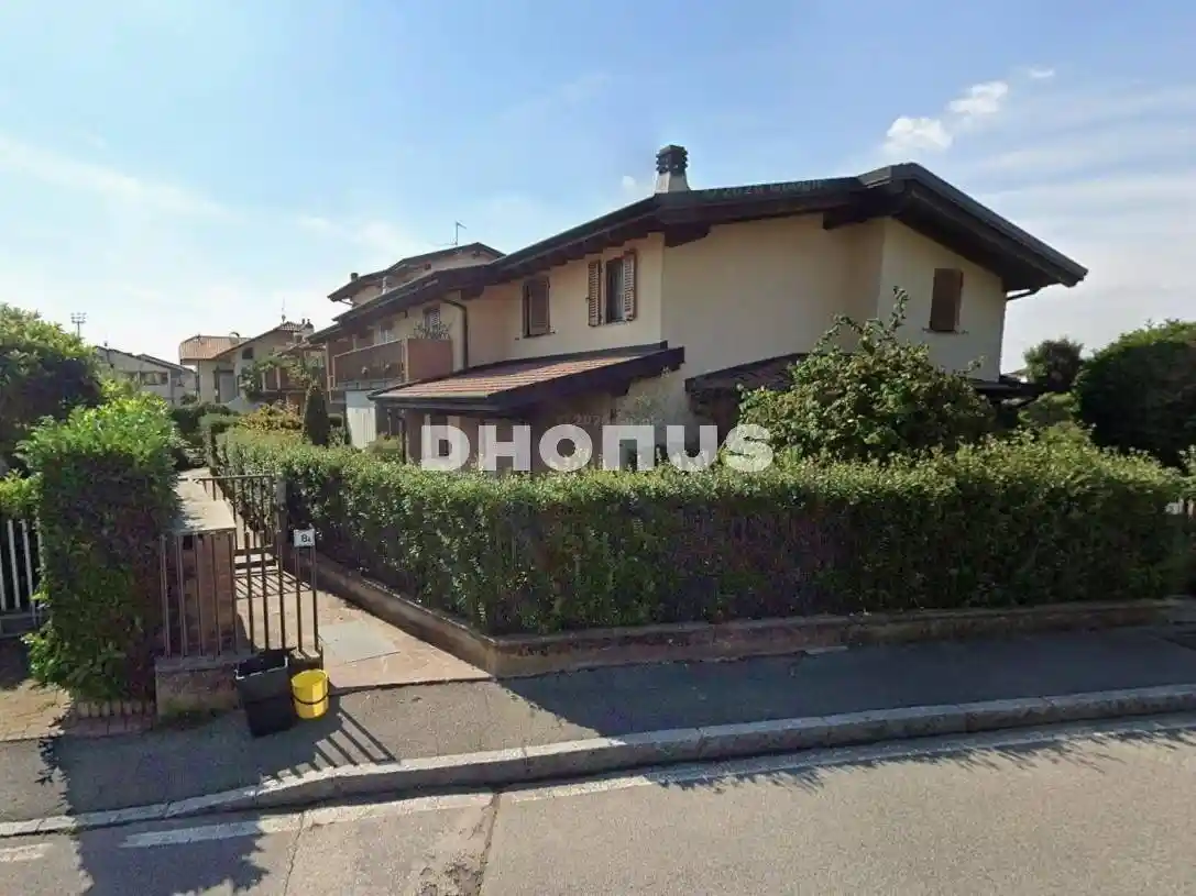 Appartamento in affitto a Azzano San Paolo