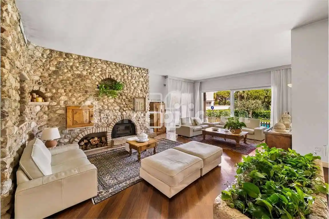 Villa in vendita a Desenzano del Garda