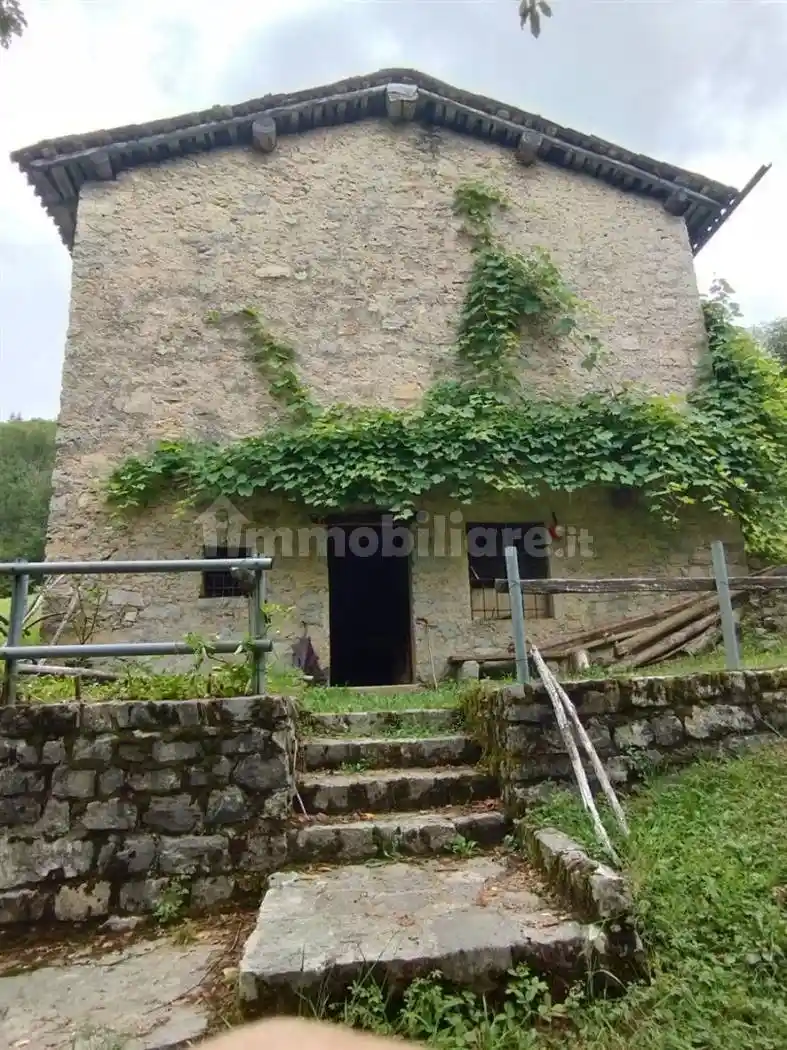 Rustico - Casale in vendita a Costa Serina
