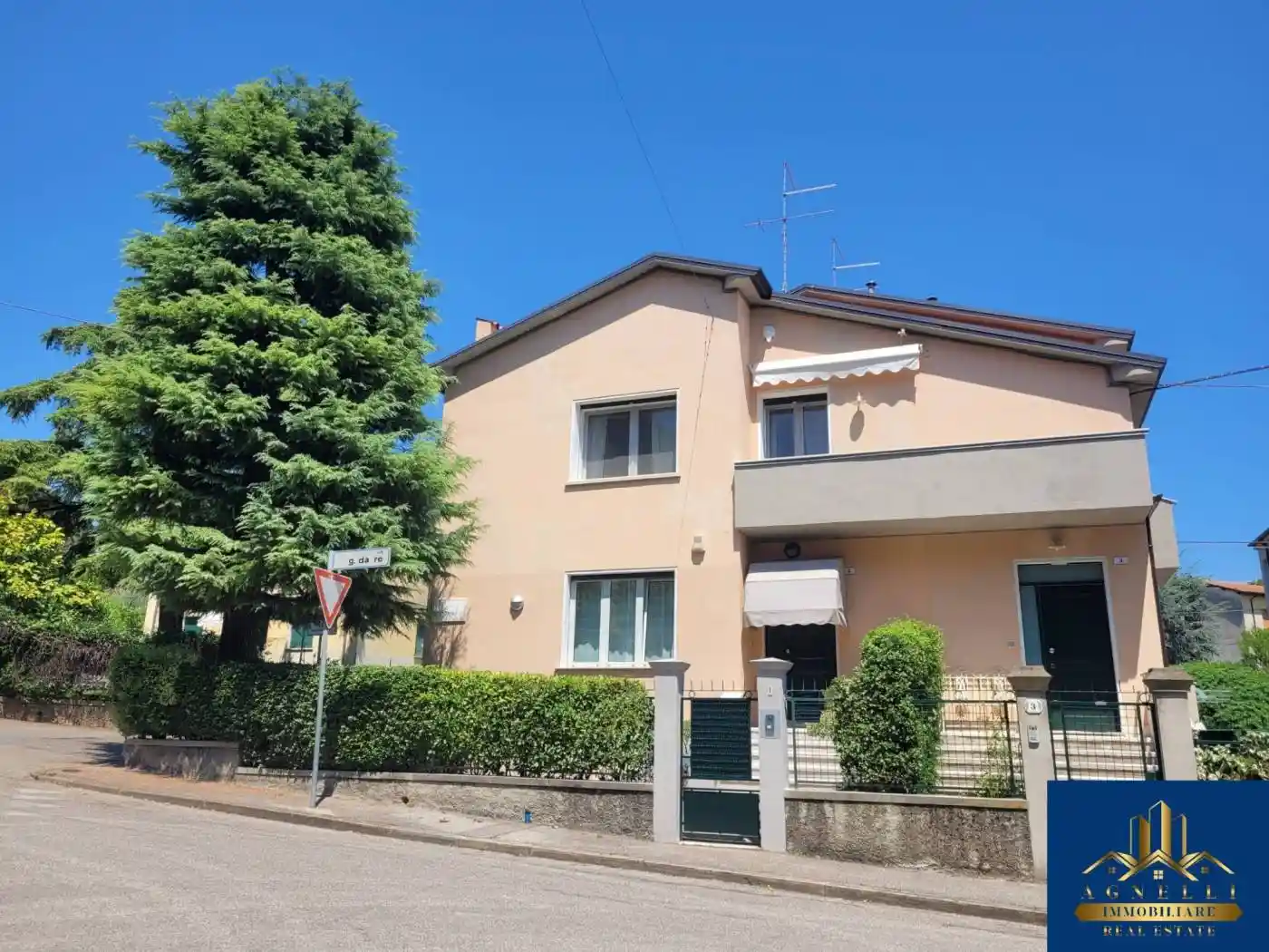 Villa in vendita a Verona