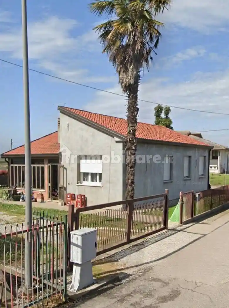 Villa in vendita a Cavarzere