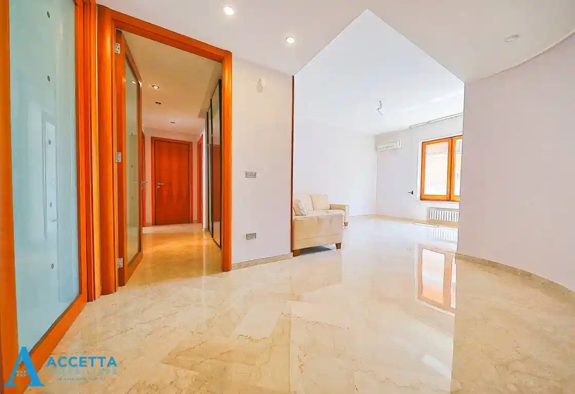 Appartamento in vendita a Taranto