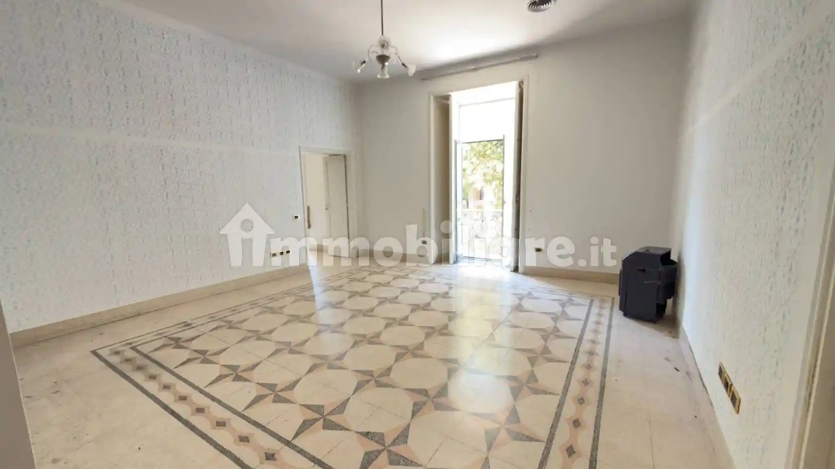 Appartamento in vendita a Salerno