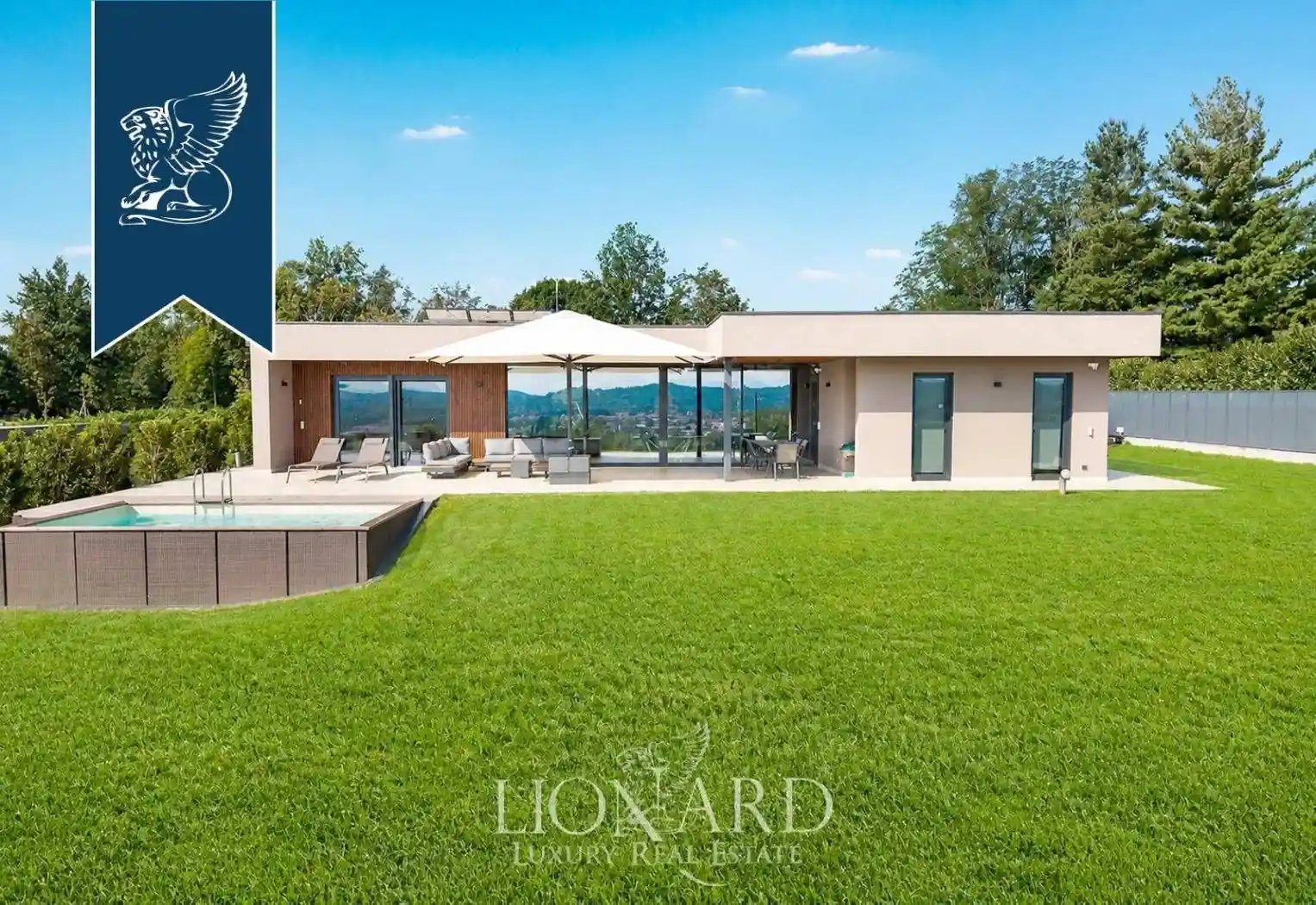Villa in vendita a Borgomanero