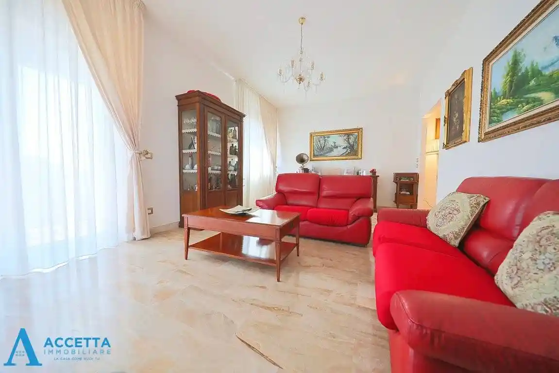 Appartamento in vendita a Taranto