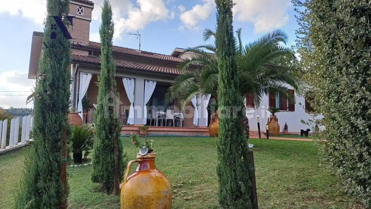 Villa in vendita a Petriano