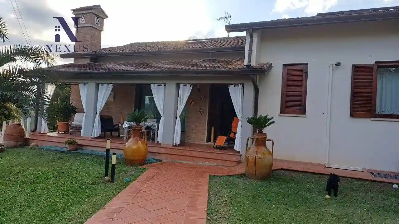 Villa - foto 2