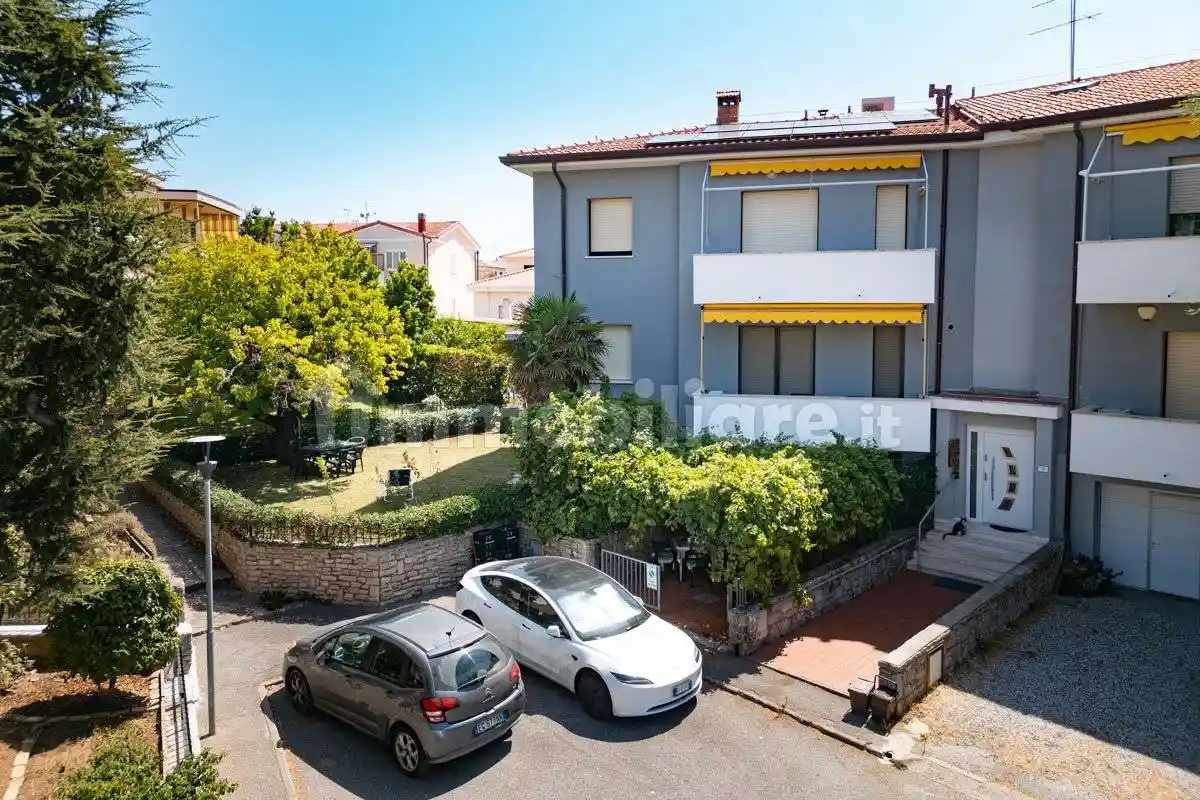 Appartamento in vendita a Rosignano Marittimo