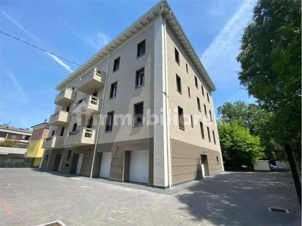 Appartamento in vendita a Modena