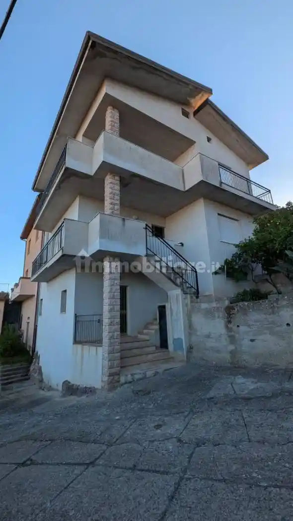Casa indipendente in vendita a Ardauli