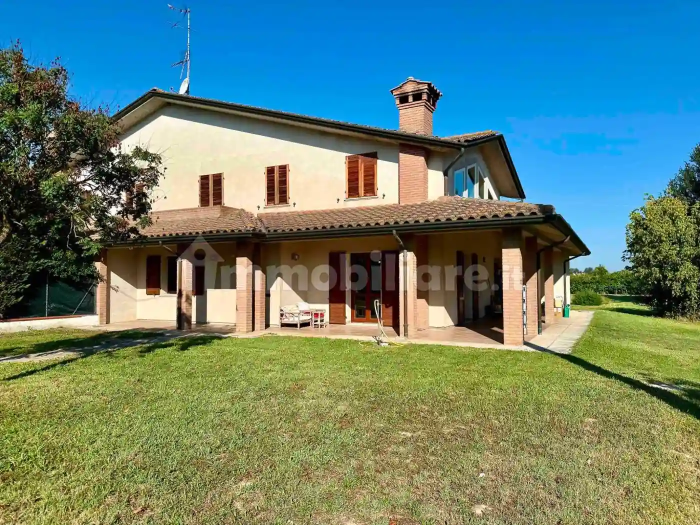 Villa - foto 2