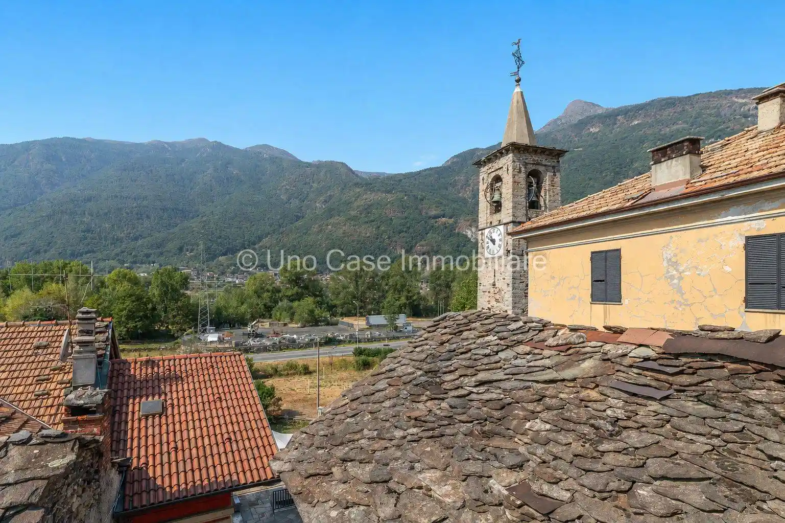 Casa indipendente in vendita a Settimo Vittone