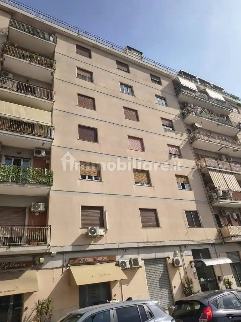 Appartamento in vendita a Palermo