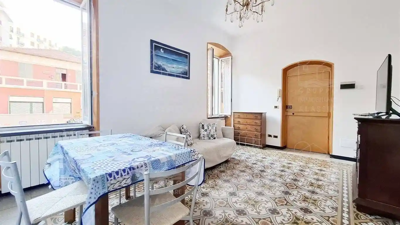 Appartamento in vendita a Laigueglia