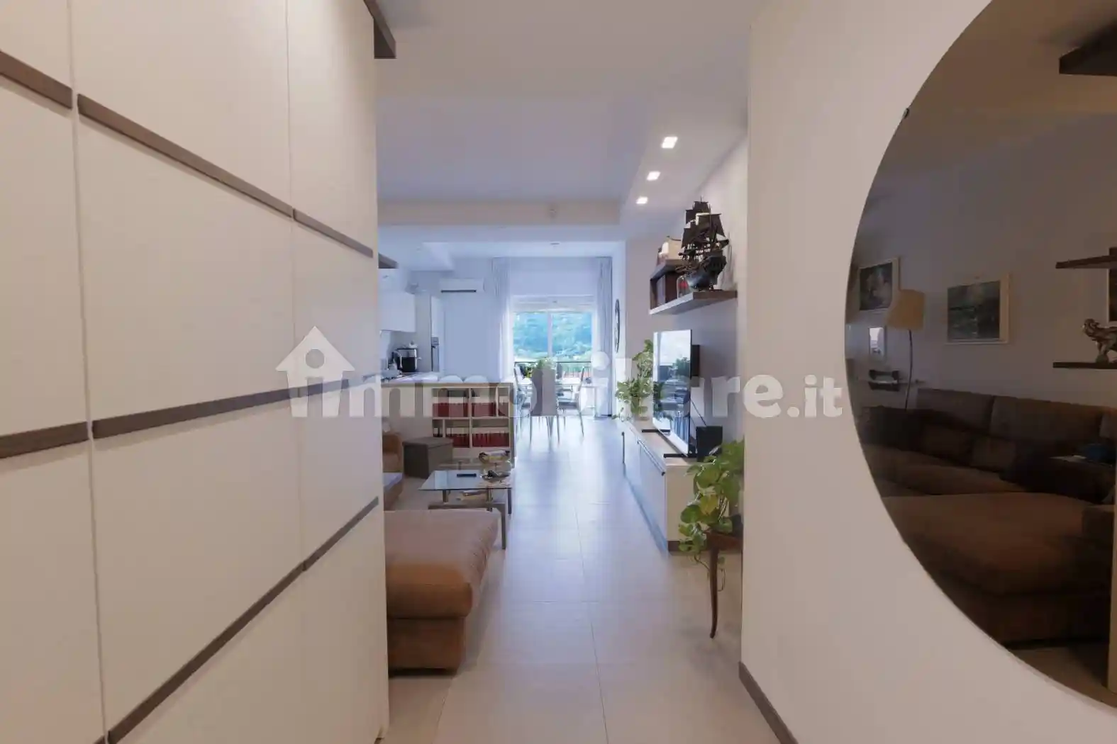 Appartamento in affitto a Napoli