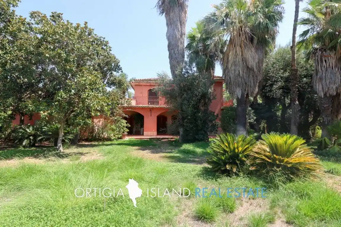 Villa in vendita a Siracusa