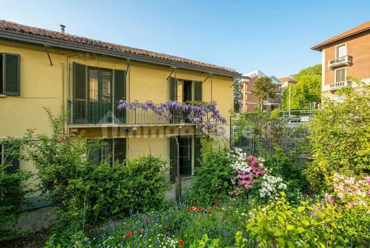 Casa indipendente in vendita a Torino