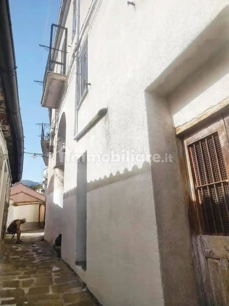 Appartamento in vendita a Castelsaraceno