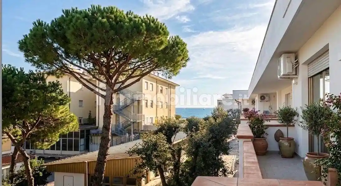 Appartamento in vendita a Camaiore