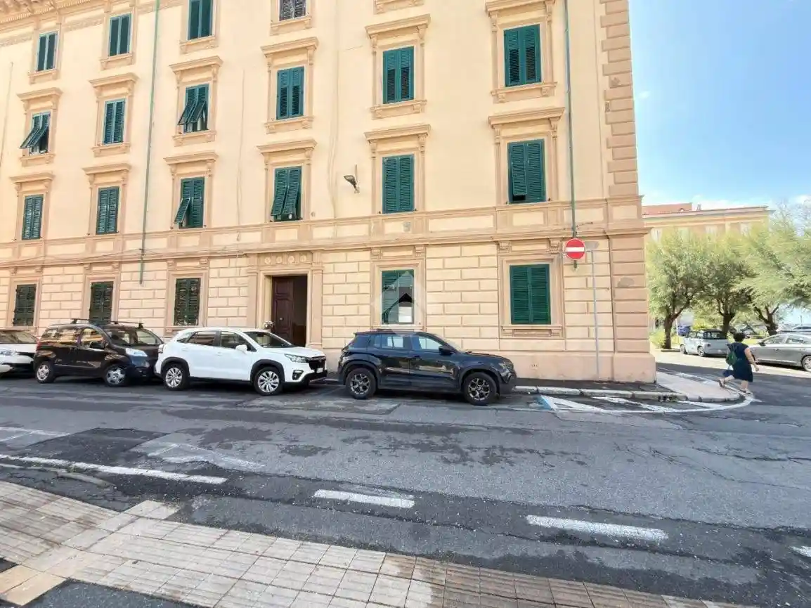Appartamento in vendita a Livorno