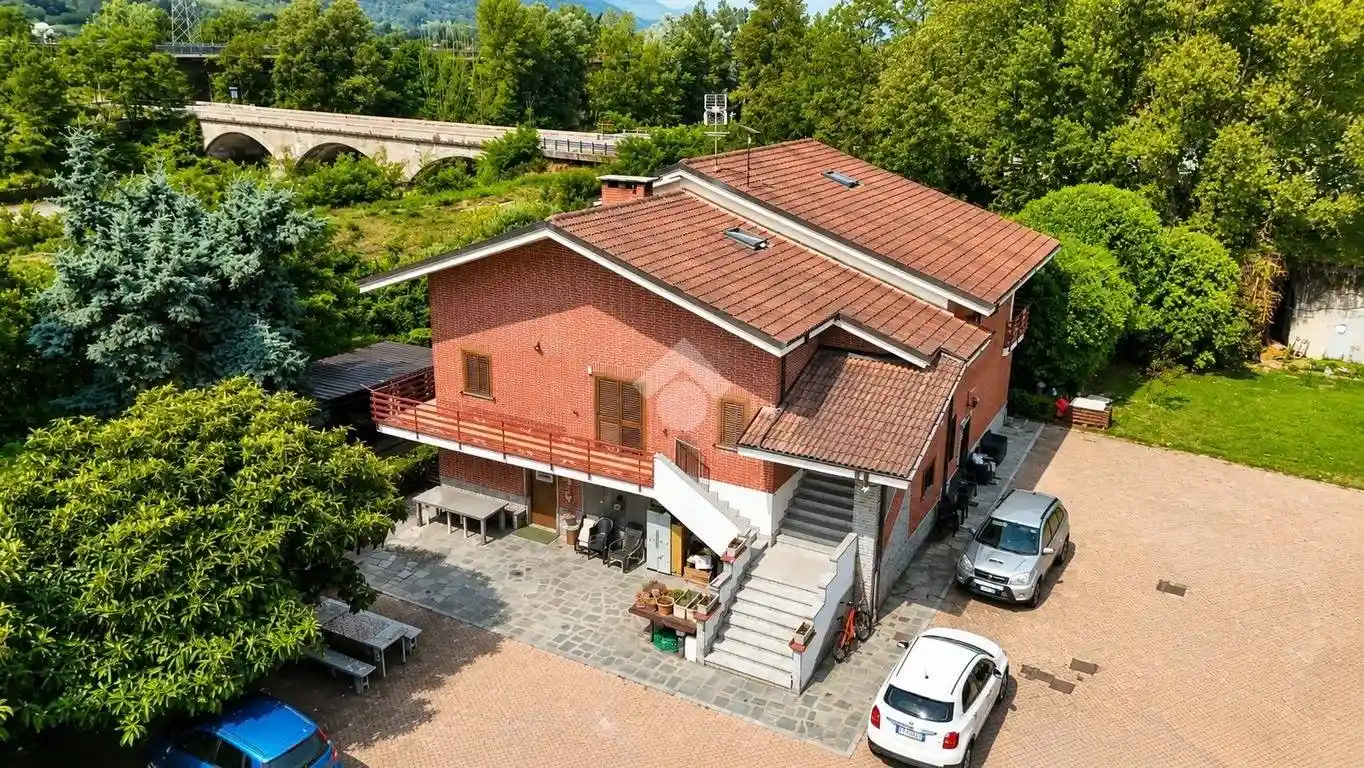 Villa in vendita a Borgone Susa