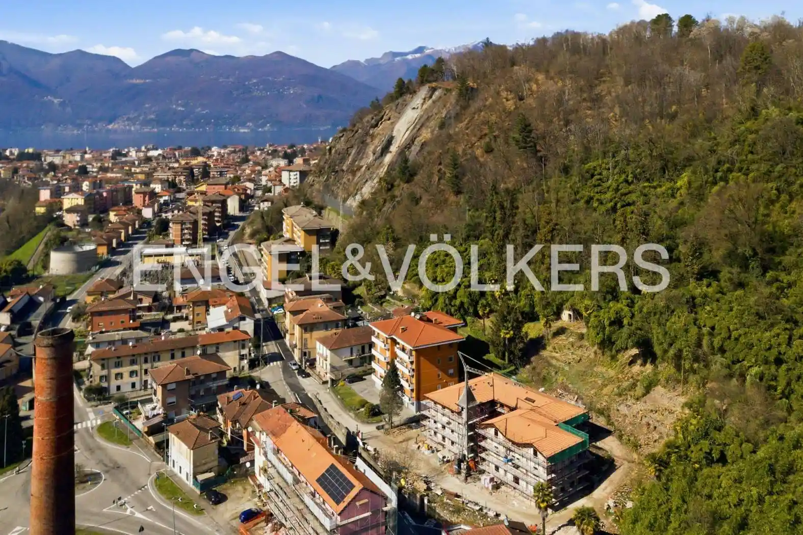 Appartamento in vendita a Luino