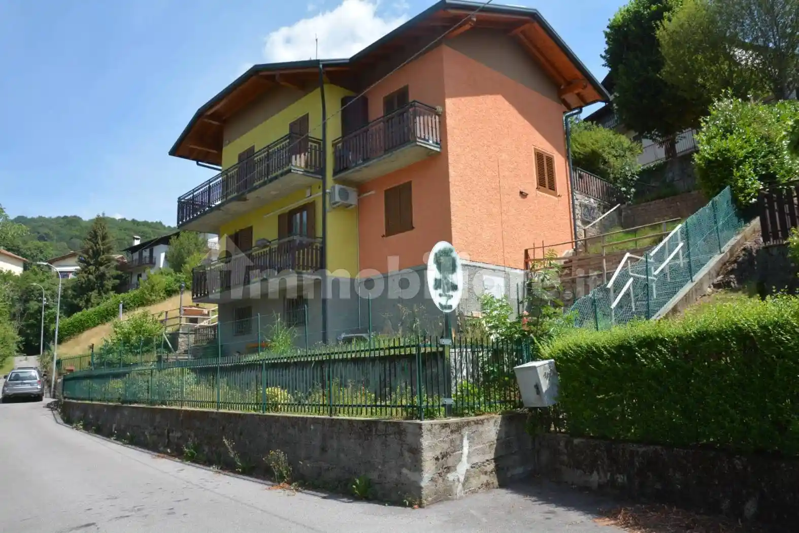 Villa in vendita a Selvino