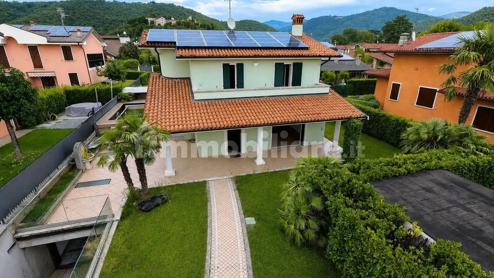 Villa in vendita a Rodengo Saiano