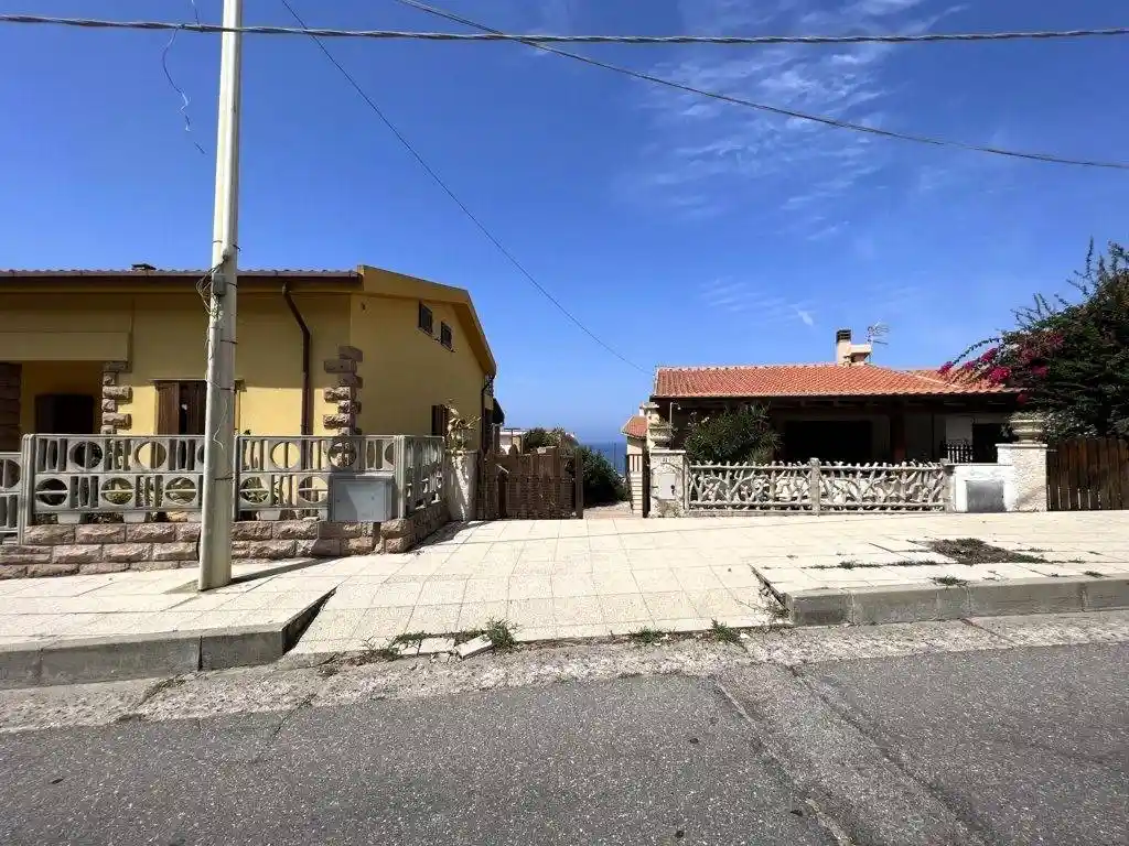 Appartamento in vendita a Tresnuraghes