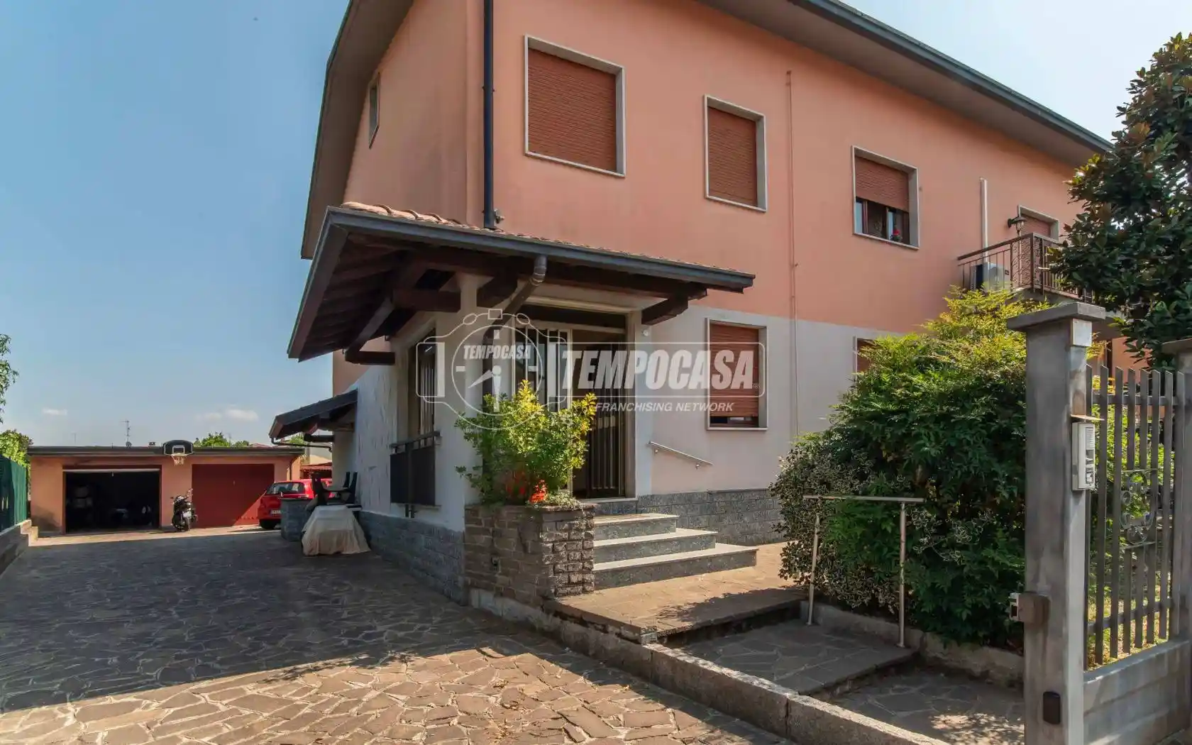Appartamento in vendita a Limido Comasco