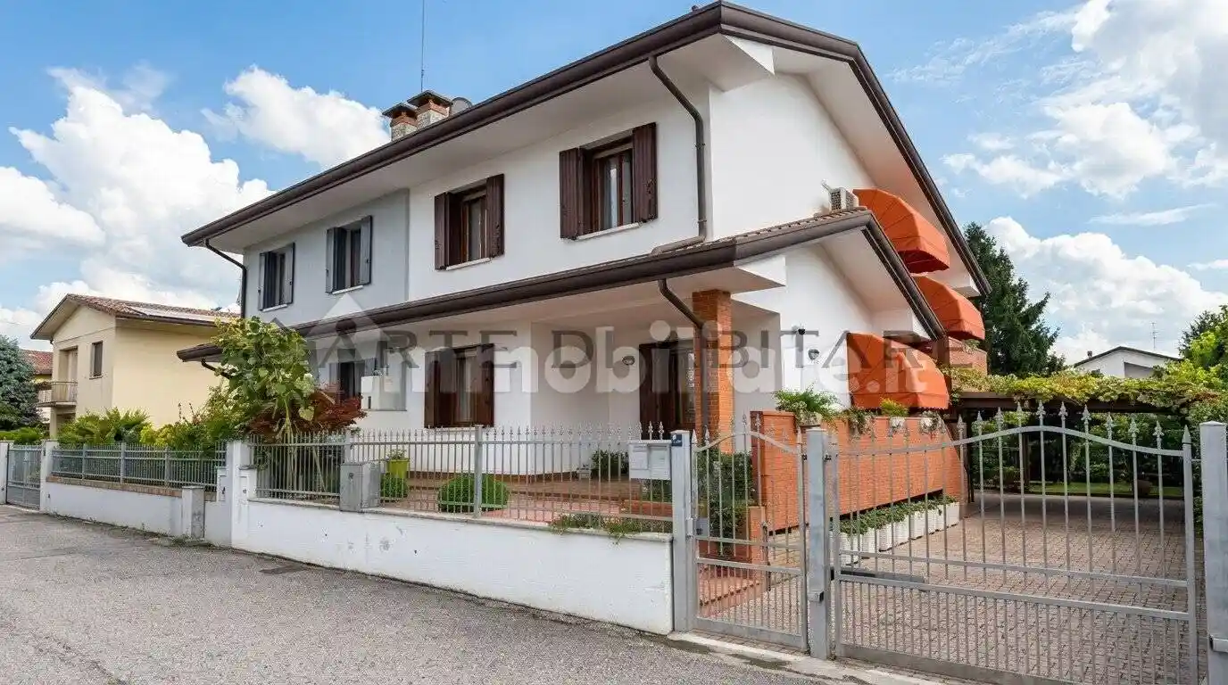 Villa in vendita a Casalserugo