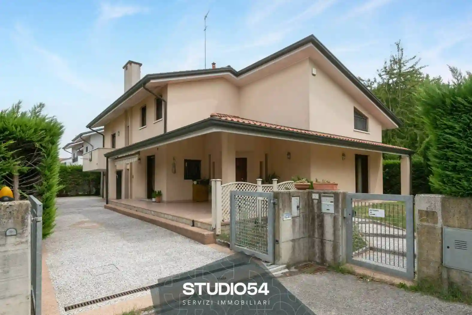 Villa - foto 2