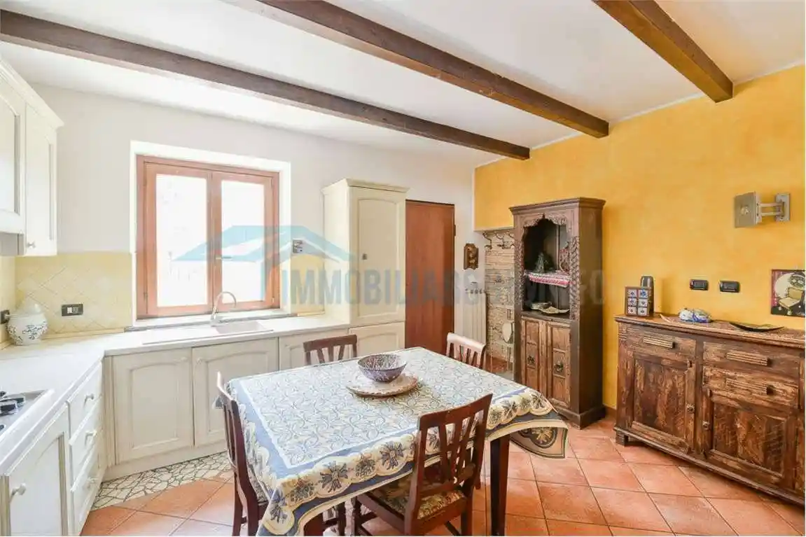 Appartamento in vendita a Albiate